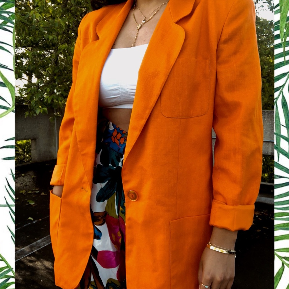 SOLD — Orange Vintage Blazer 🍊⚡️